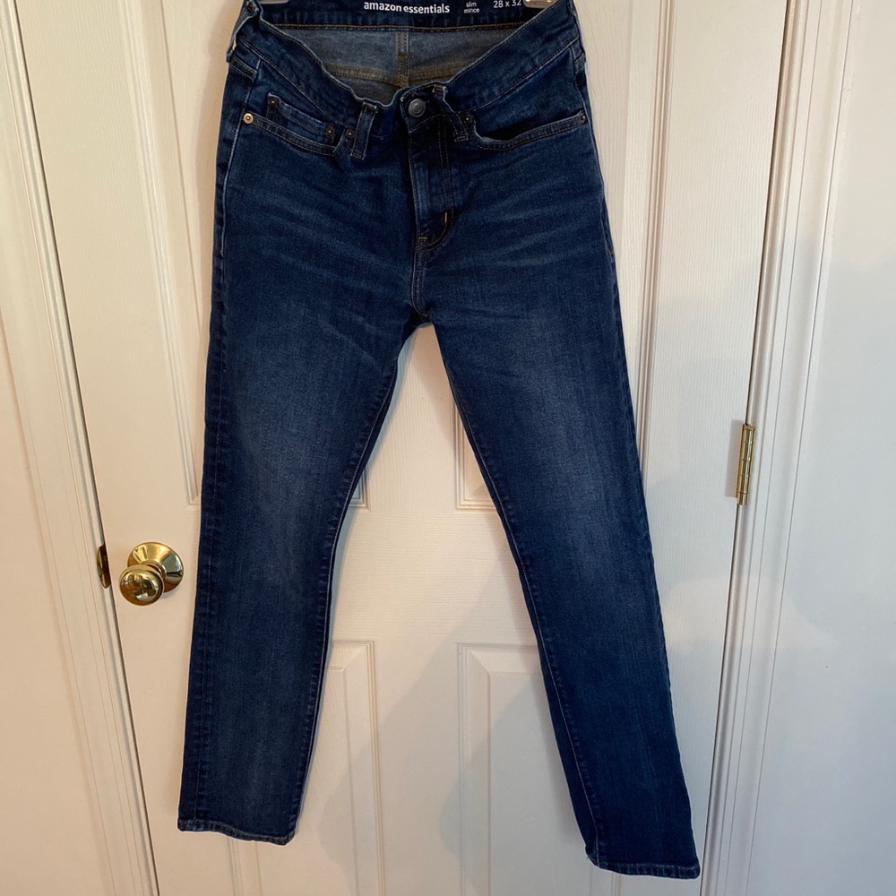 Amazon Essentials Slim Mens Jeans. 28 X 32